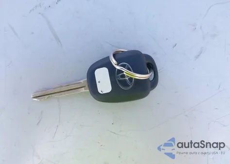 2013 Toyota Camry Le z USA, uszkodzony, nr VIN 4T4BF1FK1DR331644